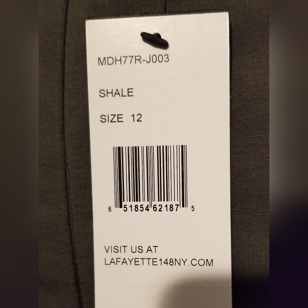 NWT Lafayette 148 Elegant Gren-Gray (shale) Dress with side ruching. size 12 - Picture 5 of 7